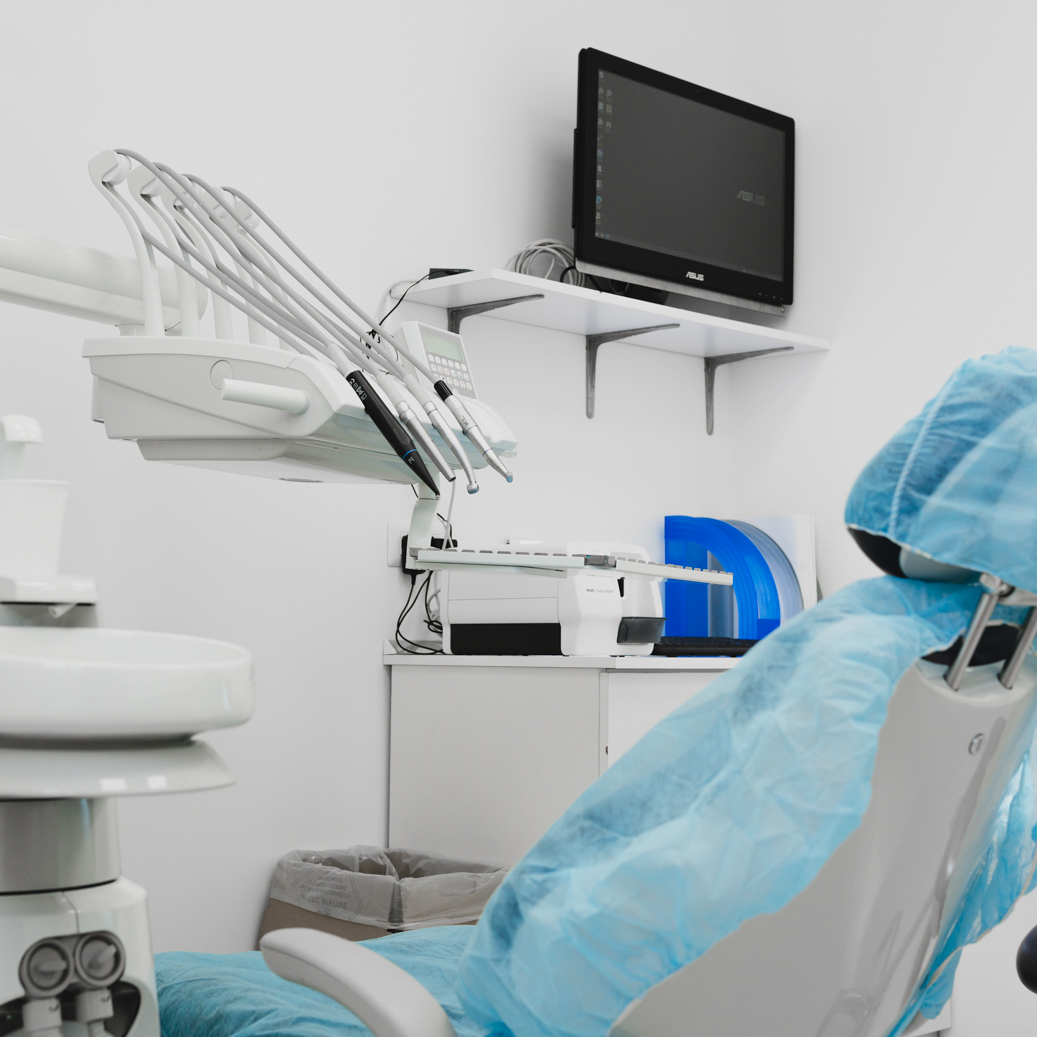 denti in un giorno https://sido.studio/wp-content/uploads/2023/05/denti-in-un-giorno.png